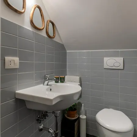 Appartement Large Apartment With Parking Space